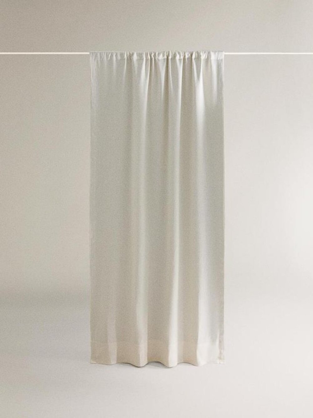 ZARA HOME White Blackout Linen Curtain